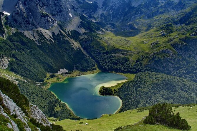 6 Day Tour - Trekking, Rafting, Jeep safari and Canyoning - Day 2: Tara and Drina rafting from Brštanovica