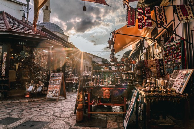 Crossroads of Cultures - Sarajevo Walking Tour - Gazi Husrev-beg Mosque and the old Ottoman center