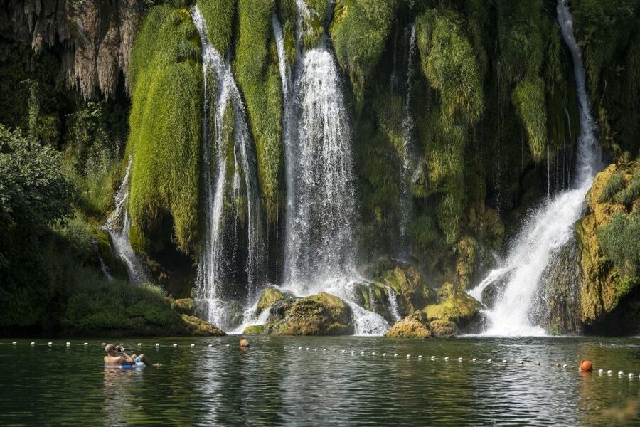 Dubrovnik: Kravica Waterfalls, Mostar and Pocitelj Day Trip - Three hours in Mostar around the Old Bridge