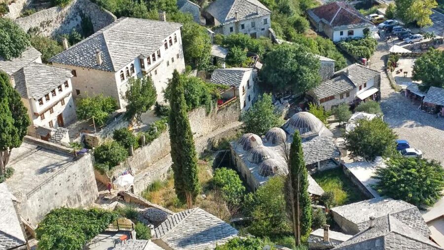 Dubrovnik, Mostar, Kravica Waterfalls, & Blagaj Private Tour - How the guide service affects the value