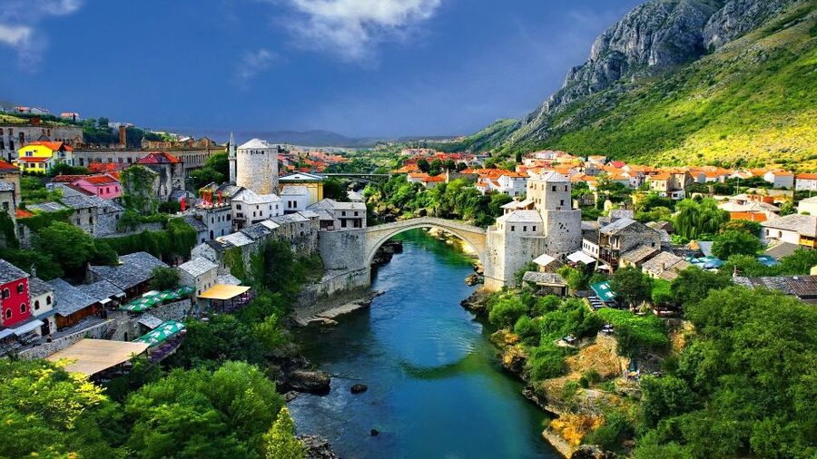 From Dubrovnik: 1-Way Tour to Sarajevo via Mostar and Konjic - Počitelj and the Neretva Valley views