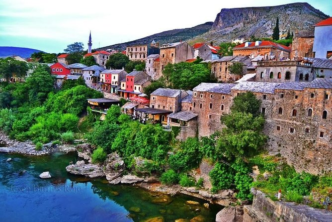 Mostar Guided Tour & Sweet Delights - Reaching the Old Bridge