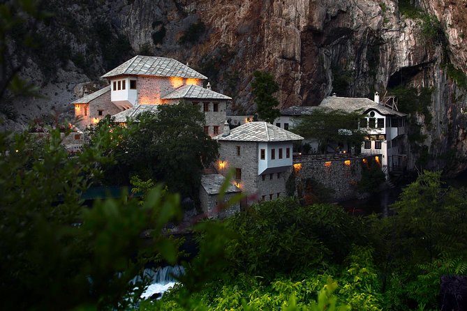 Mostar,Kravica Waterfall,Blagaj,Počitelj - Day Tour from Sarajevo - Mostar Old Bridge and the story behind it