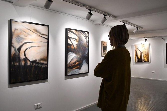 SARAJEVO CONCEPTUAL ART TOUR (galleries, art and arhitecture) - Coffee, Gallery Boris Smojo, and Festina Lente