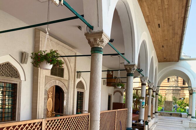 Sarajevo: Islamic Traditions and Daily Life Tour - Svrzo’s House: the closest look at daily Muslim life