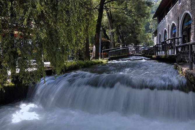 Travnik, Jajce & Pliva Lakes Day Tour From Sarajevo (fees Incl.) - Travnik, viziers, and a painted mosque