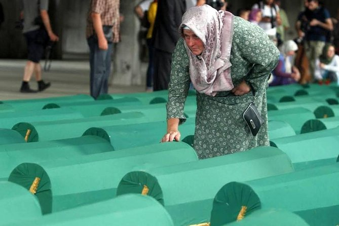 Understanding Srebrenica Genocide - Day tour from Sarajevo - Potocari Memorial Center and the memorial cemetery